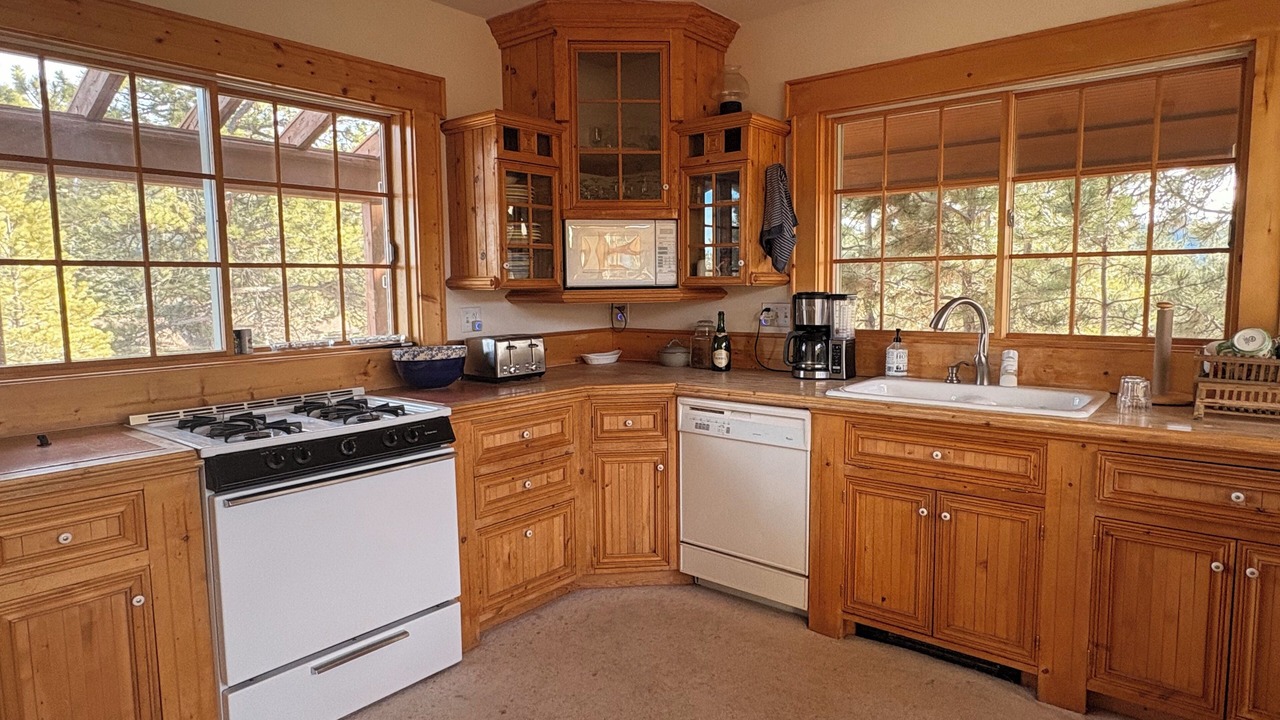 Photo of Kitchen in Evergreen