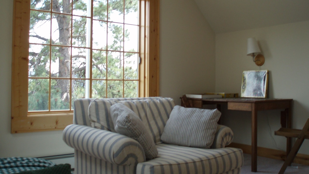 Photo of Livingroom in Evergreen
