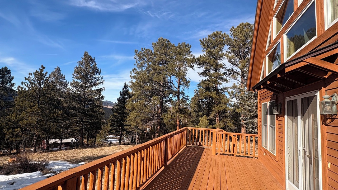 Photo of Patio Balcony in Evergreen