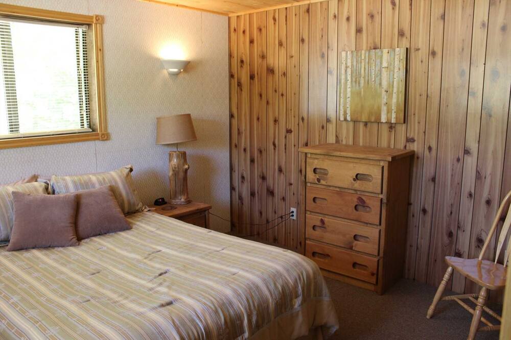 Photo of Bedroom in Lake City