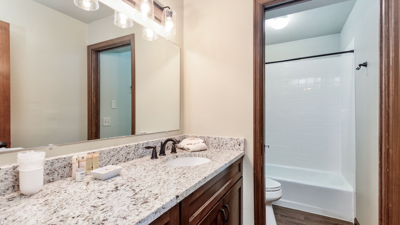 Photo of Bathroom in Windcliff Estates