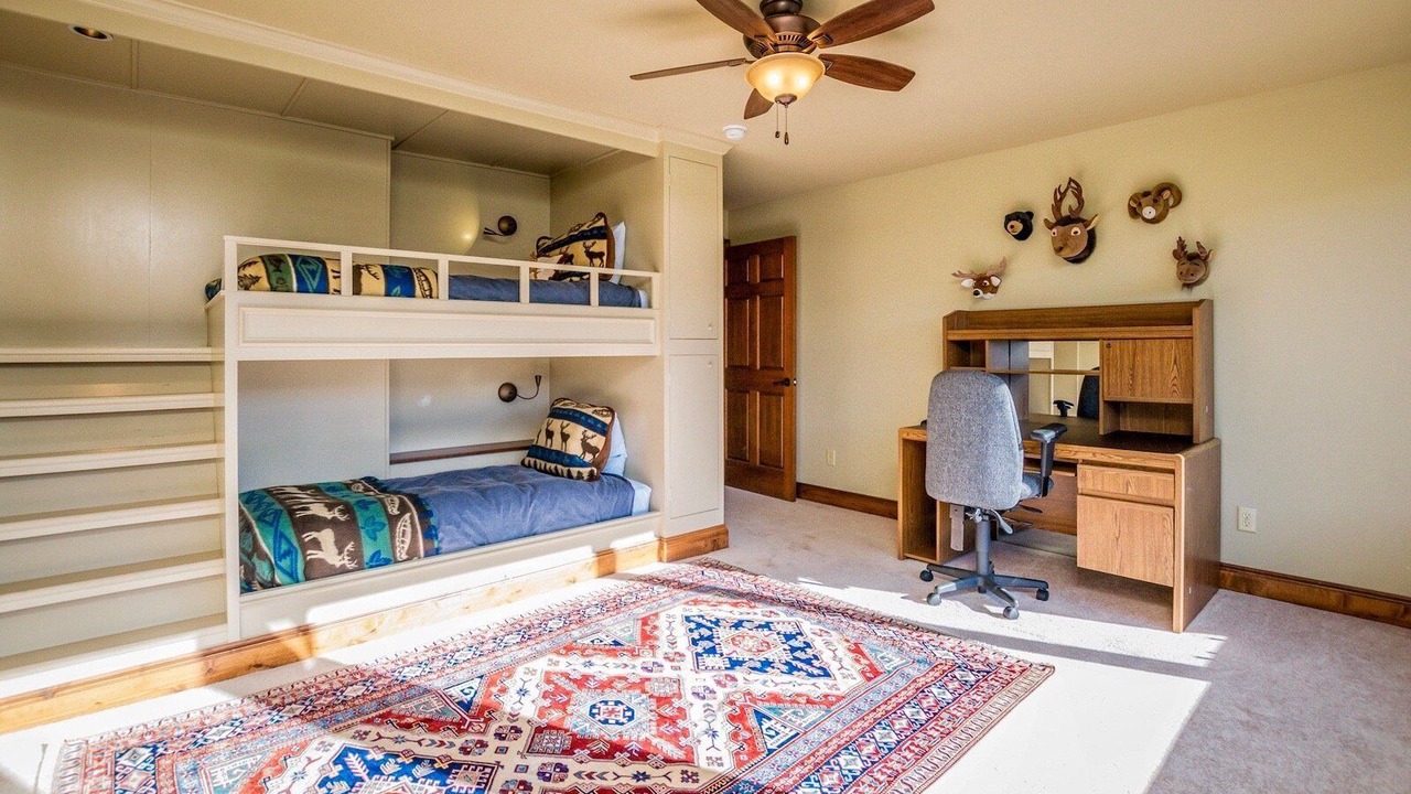 Photo of Others in Windcliff Estates