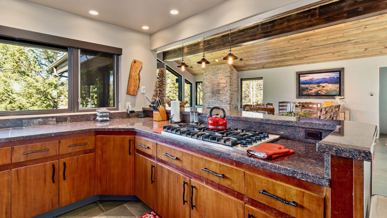 Photo of Kitchen in Windcliff Estates