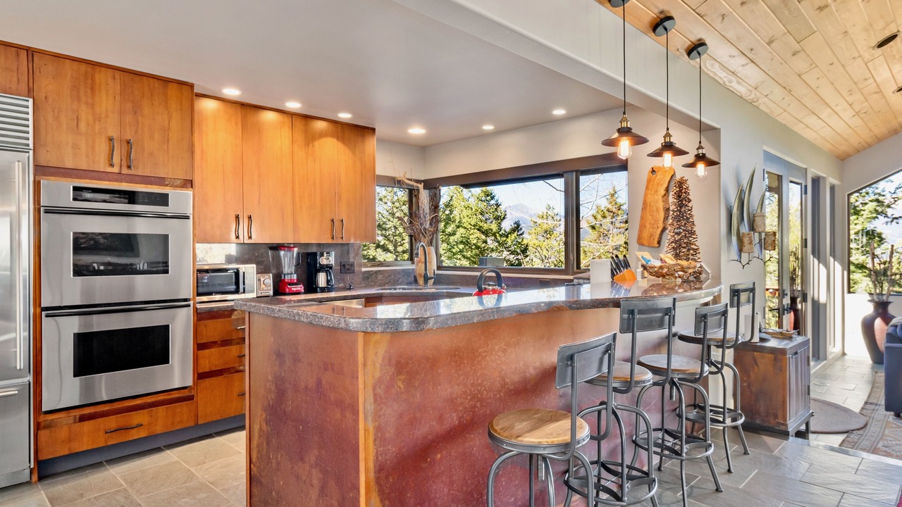 Photo of Kitchen in Windcliff Estates