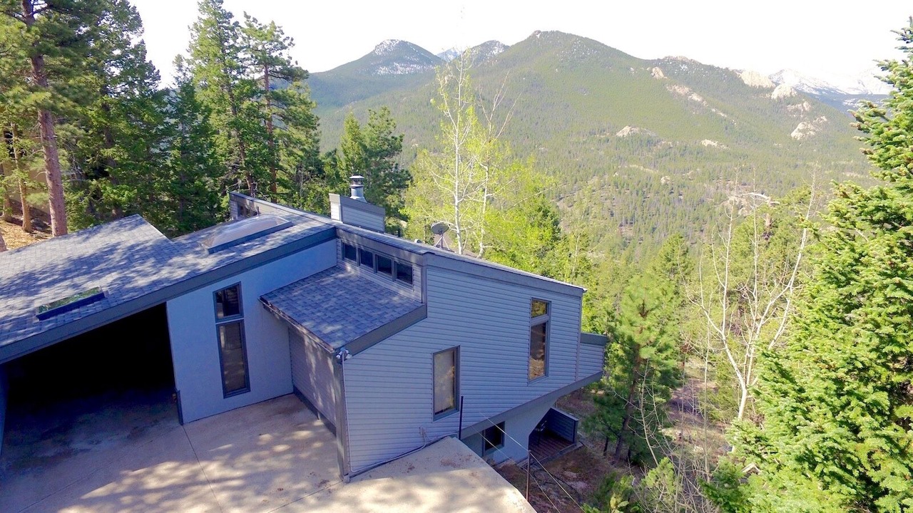 Photo of Outdoor in Windcliff Estates