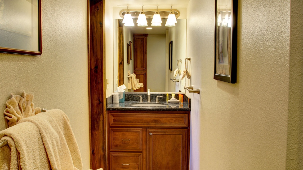 Photo of Bathroom in Windcliff Estates