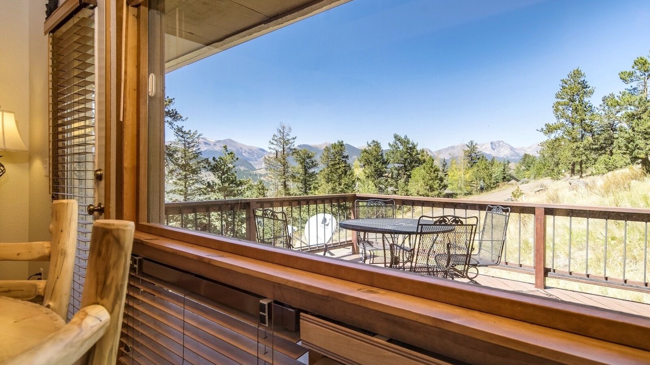 Photo of Patio Balcony in Windcliff Estates