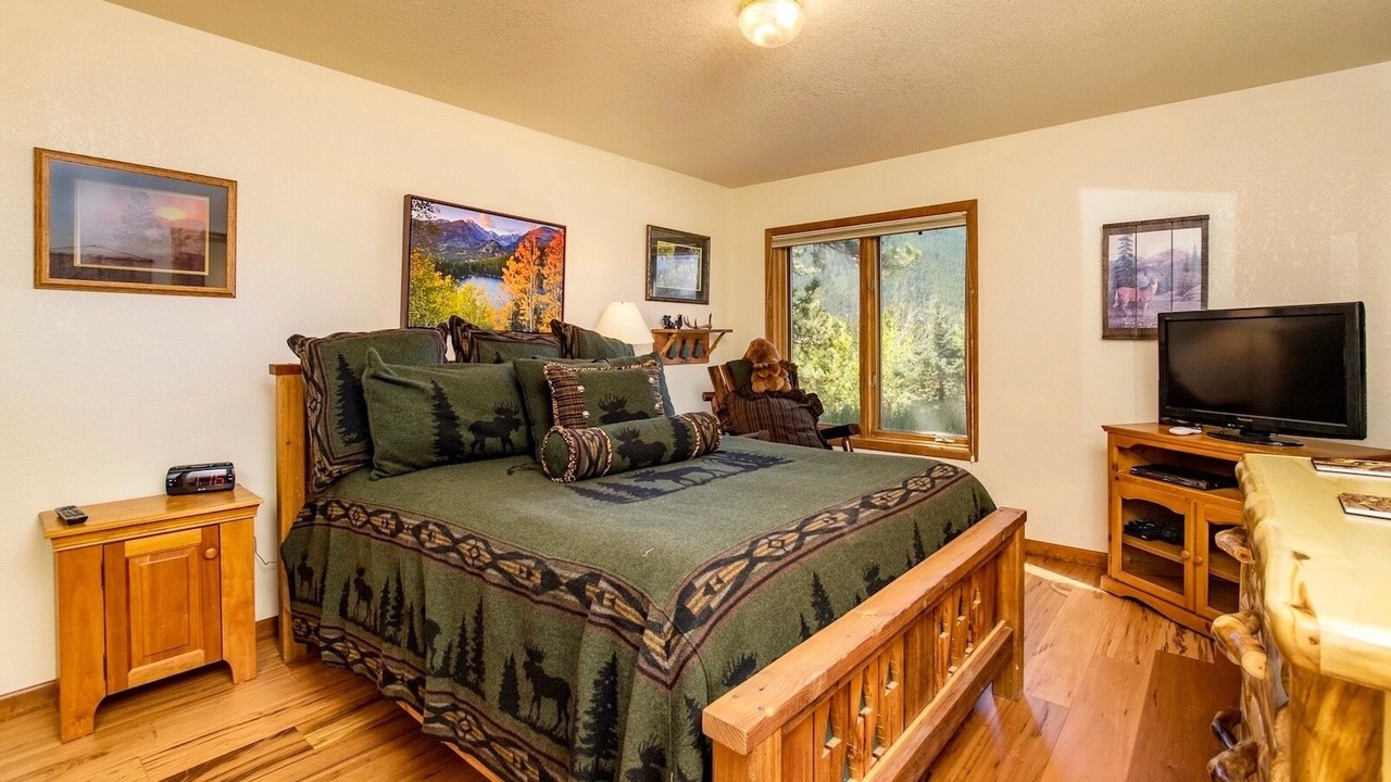 Photo of Others in Windcliff Estates