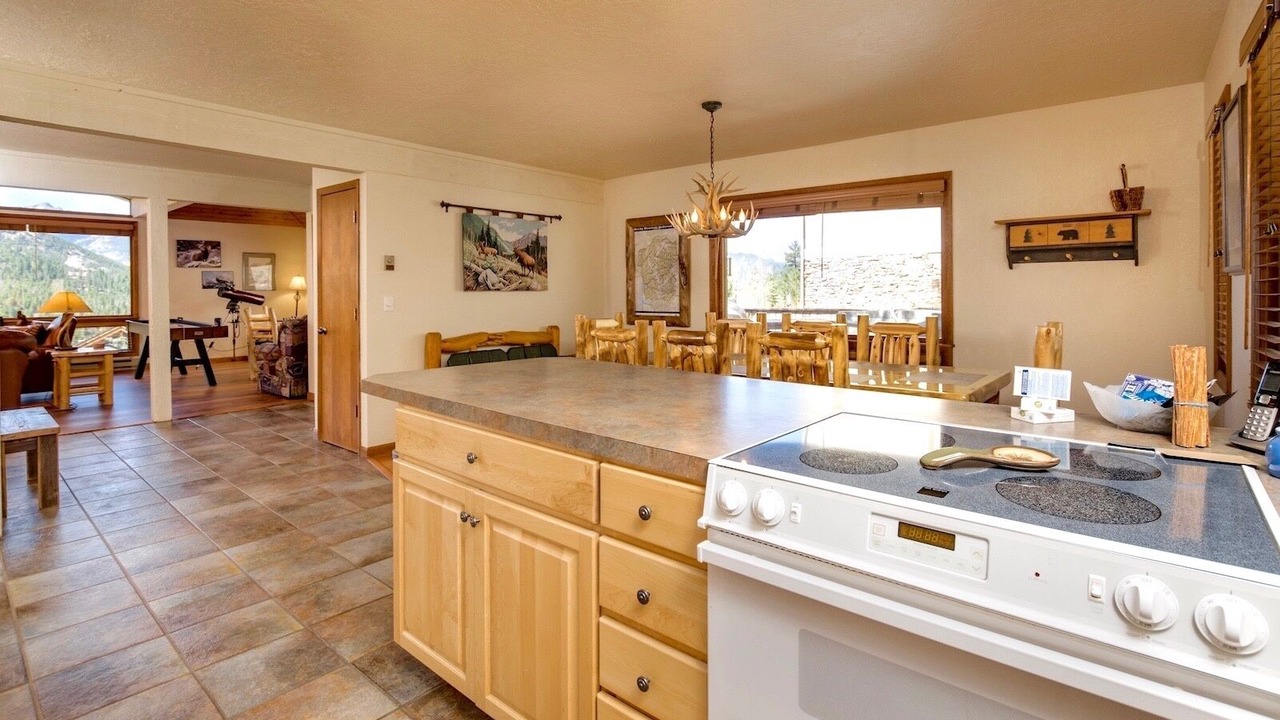 Photo of Kitchen in Windcliff Estates