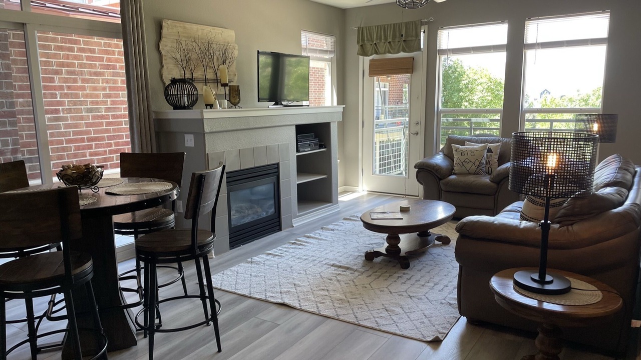 Photo of Livingroom in Lone Tree