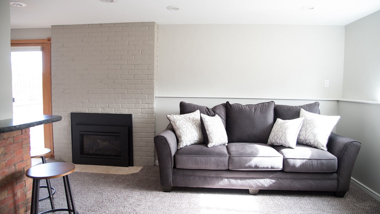 Photo of Livingroom in Foothills