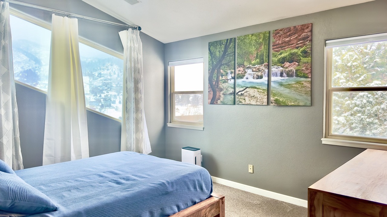 Photo of Bedroom in Monument