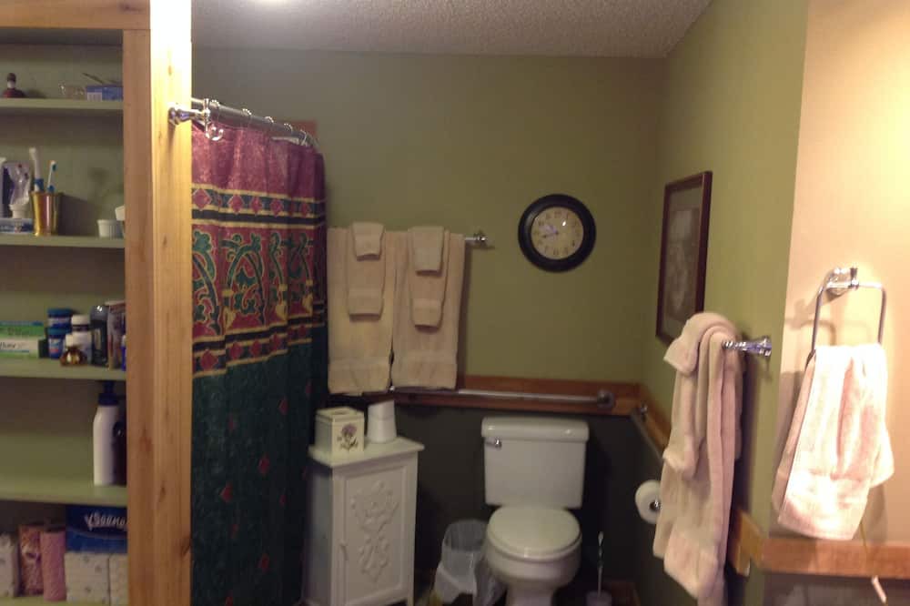 Photo of Bedroom in Divide