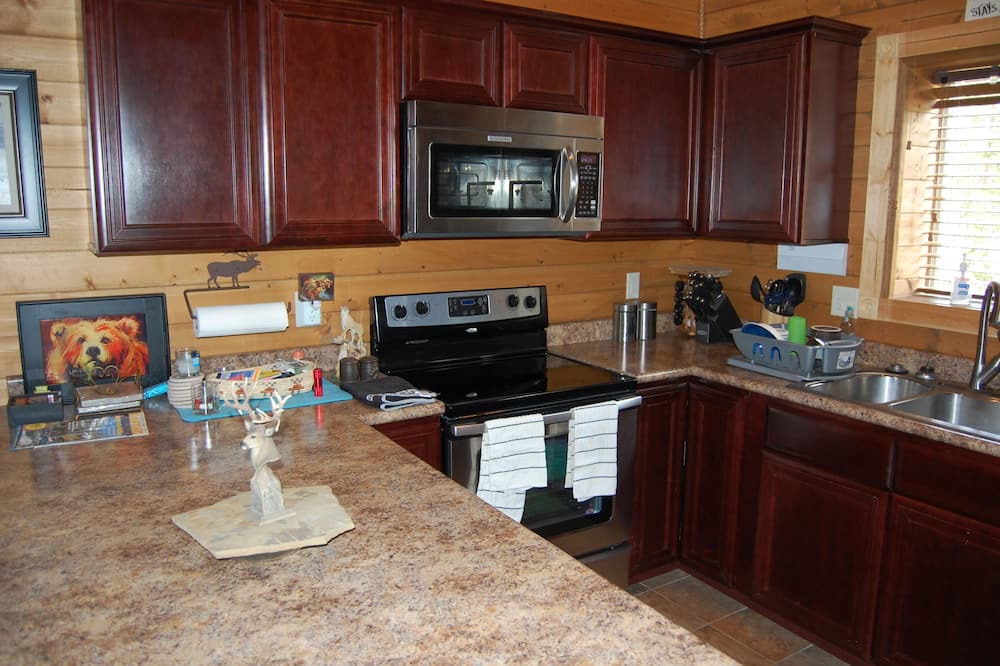 Photo of Kitchen in Twin Lakes