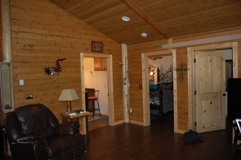 Photo of Livingroom in Twin Lakes