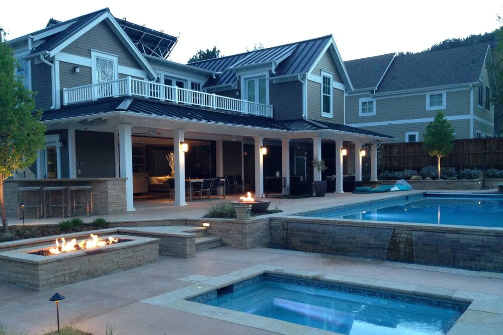 Photo of Outdoor in Newlands