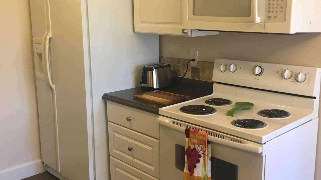 Photo of Kitchen in Arvada Plaza Area