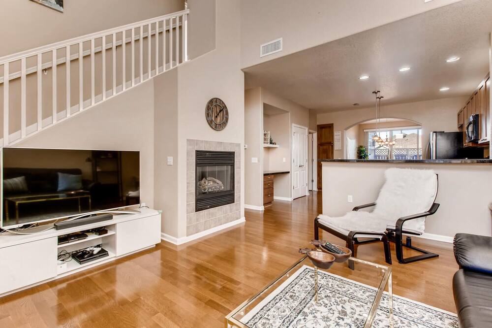 Photo of Livingroom in Highlands Ranch