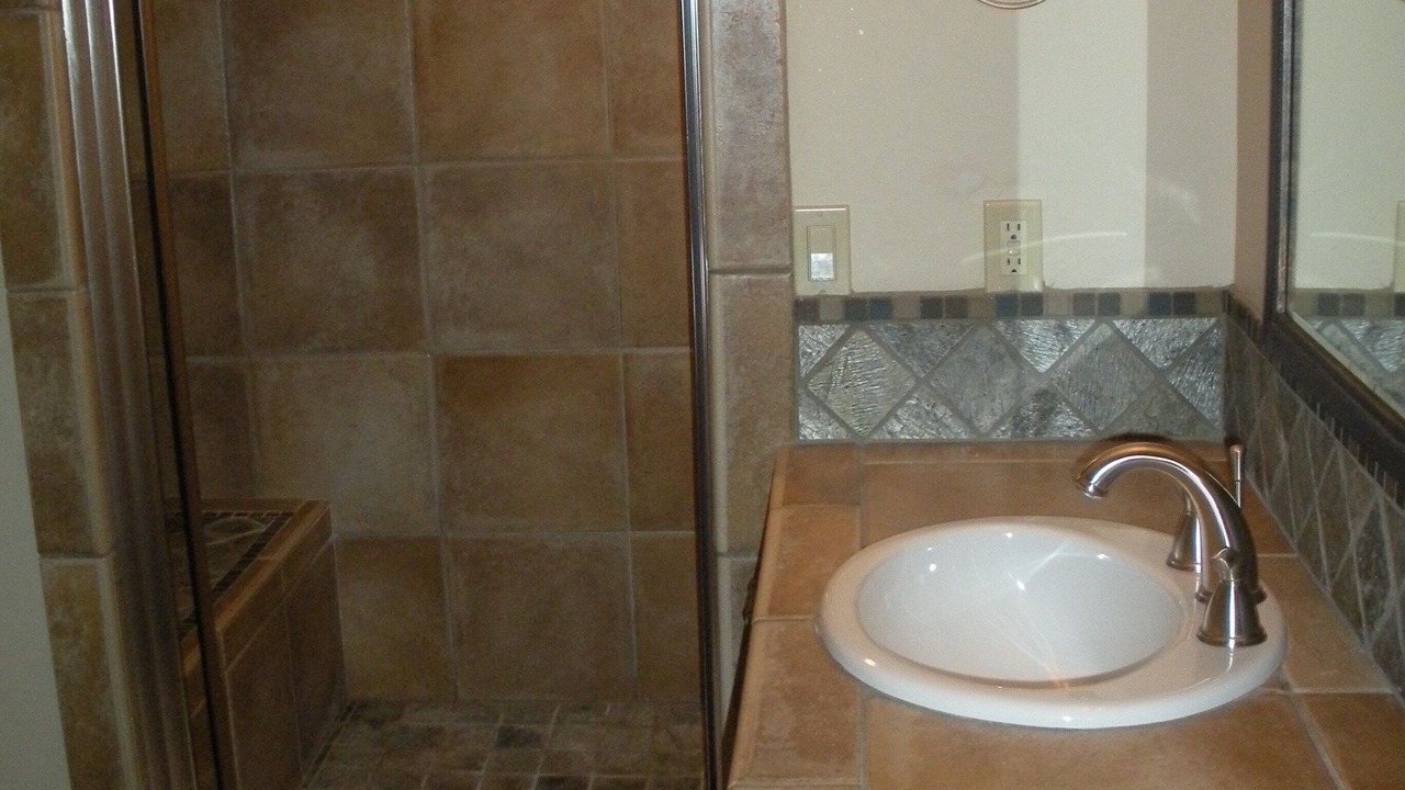 Photo of Bathroom in Carbondale