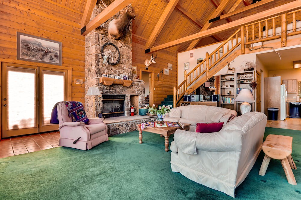 Photo of Livingroom in Hartsel