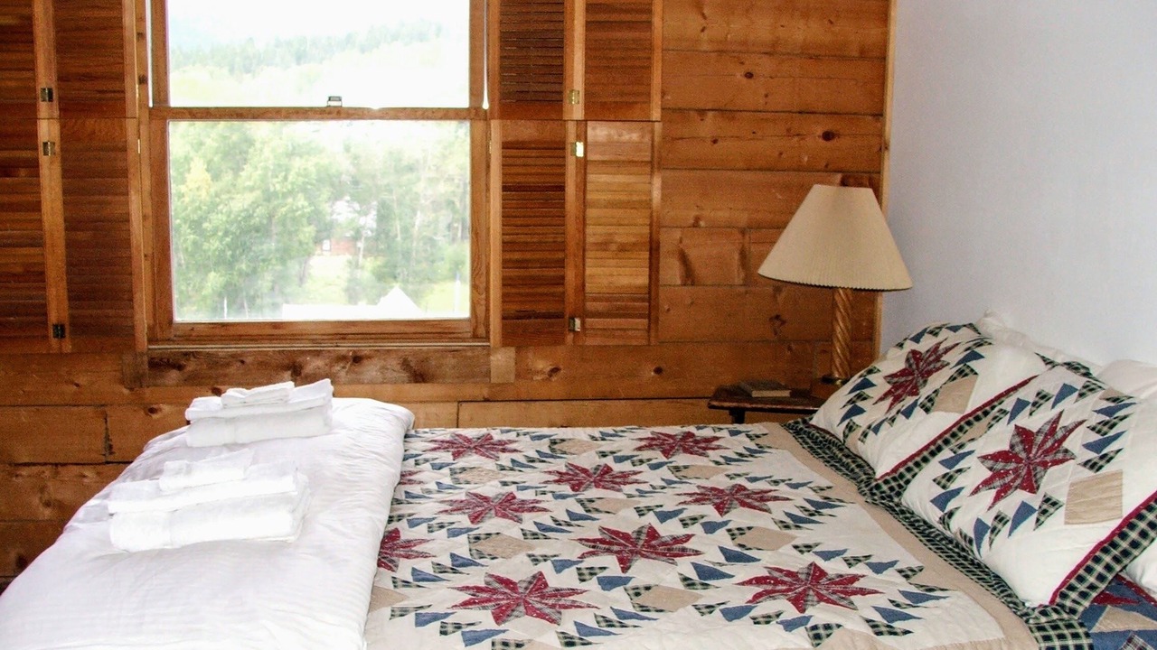 Photo of Bedroom in Marble