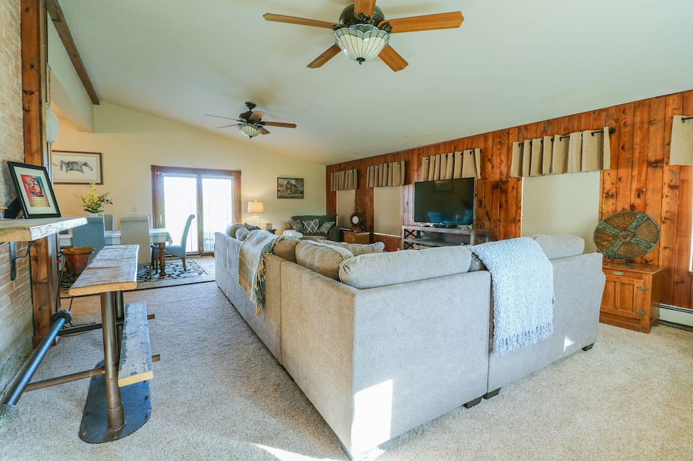 Photo of Livingroom in Fruita