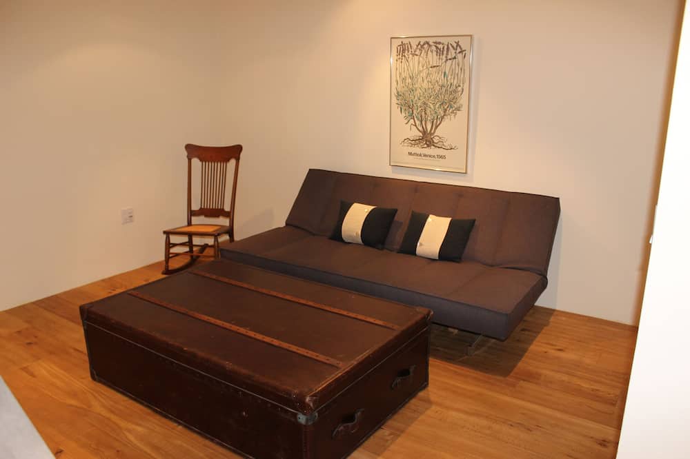 Photo of Others in Dolores Lofts