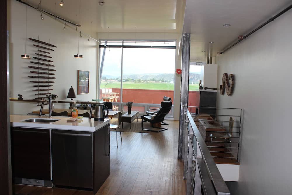 Photo of Others in Dolores Lofts