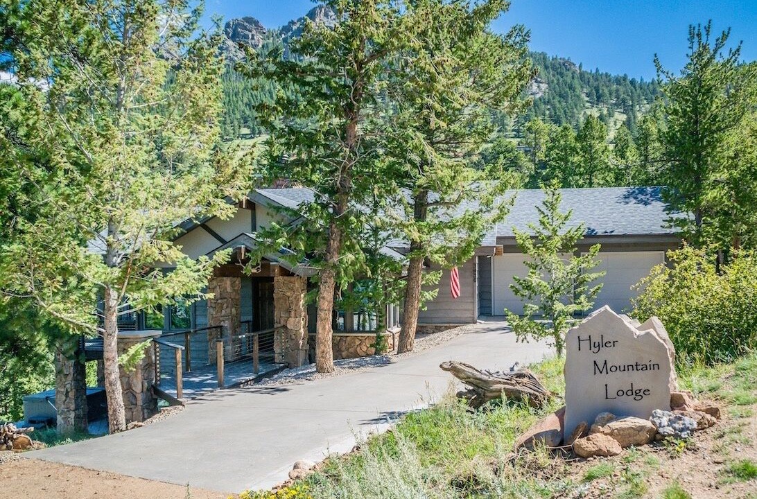 Photo of Outdoor in Windcliff Estates