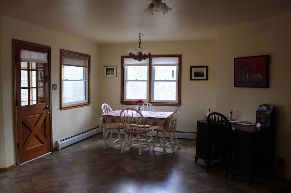 Photo of Livingroom in Cedaredge