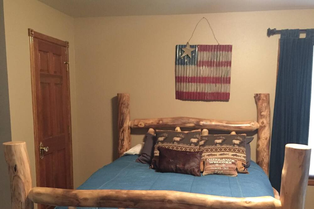 Photo of Bedroom in Grant