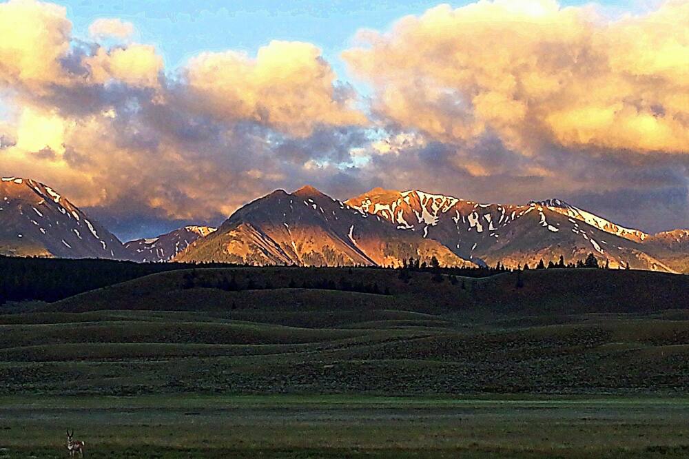 Photo of Others in Twin Lakes