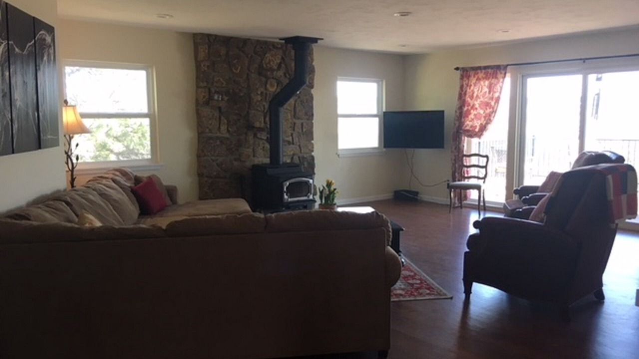 Photo of Livingroom in Monument