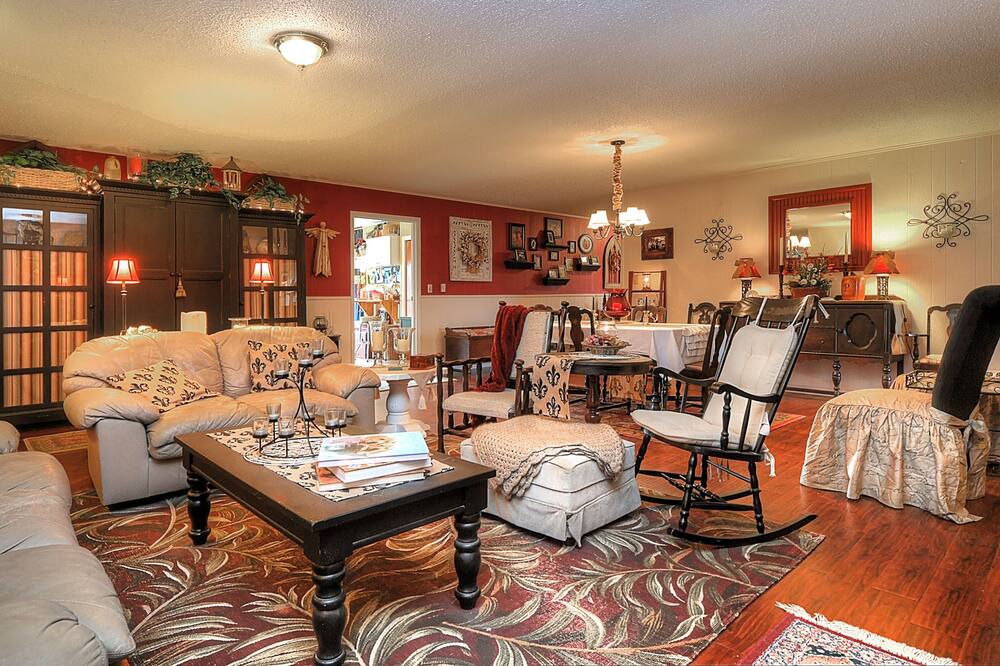 Photo of Bedroom in Salida