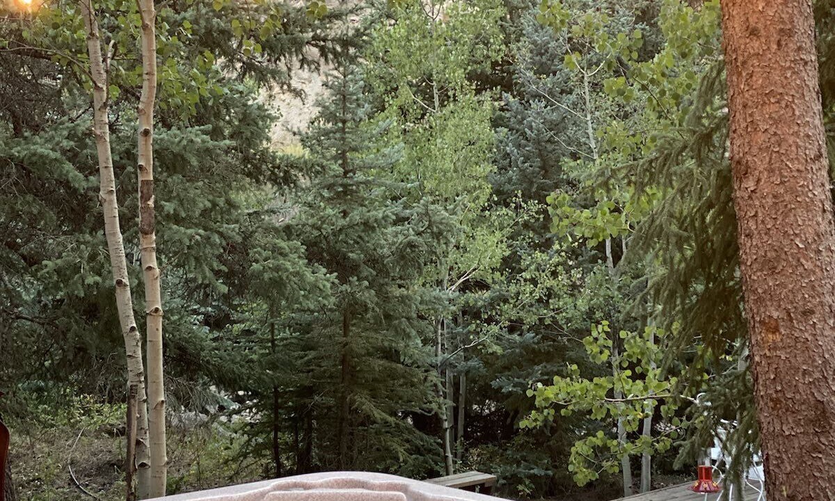 Photo of Outdoor in Black Hawk