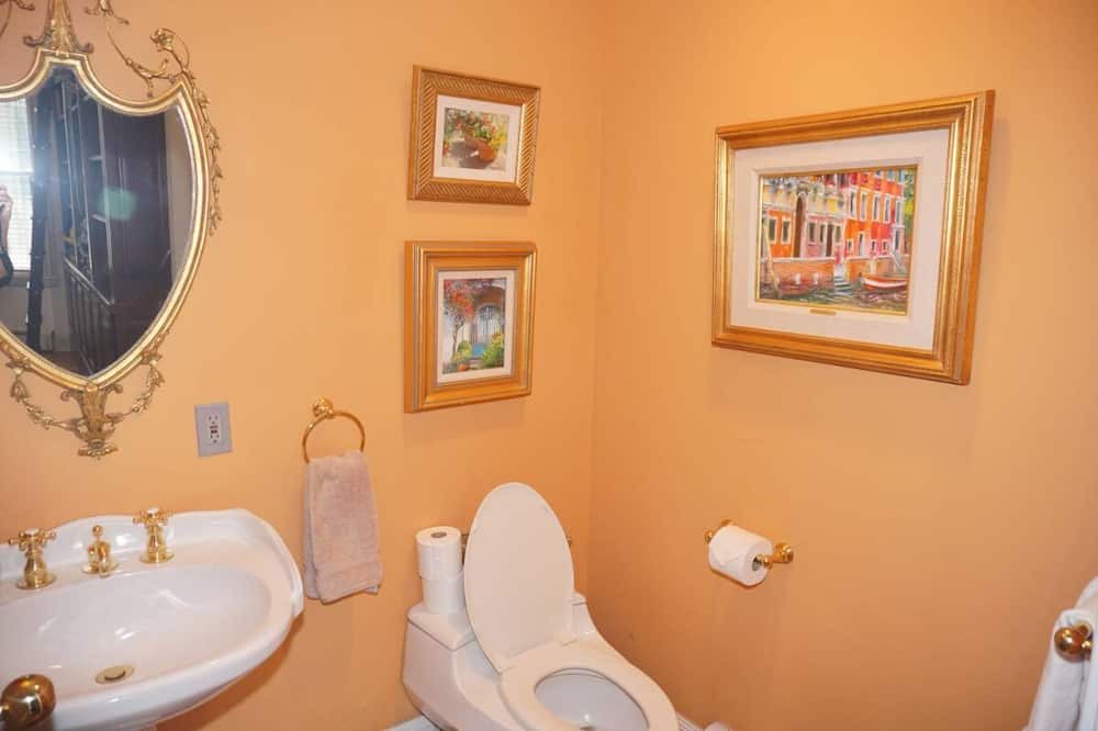 Photo of Bedroom in West End