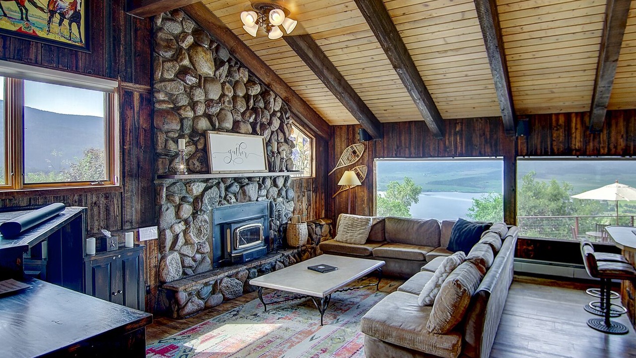 Photo of Livingroom in Steamboat Springs