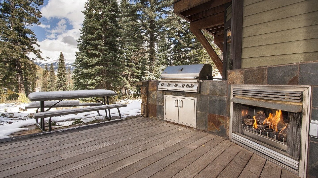 Photo of Outdoor in Purgatory