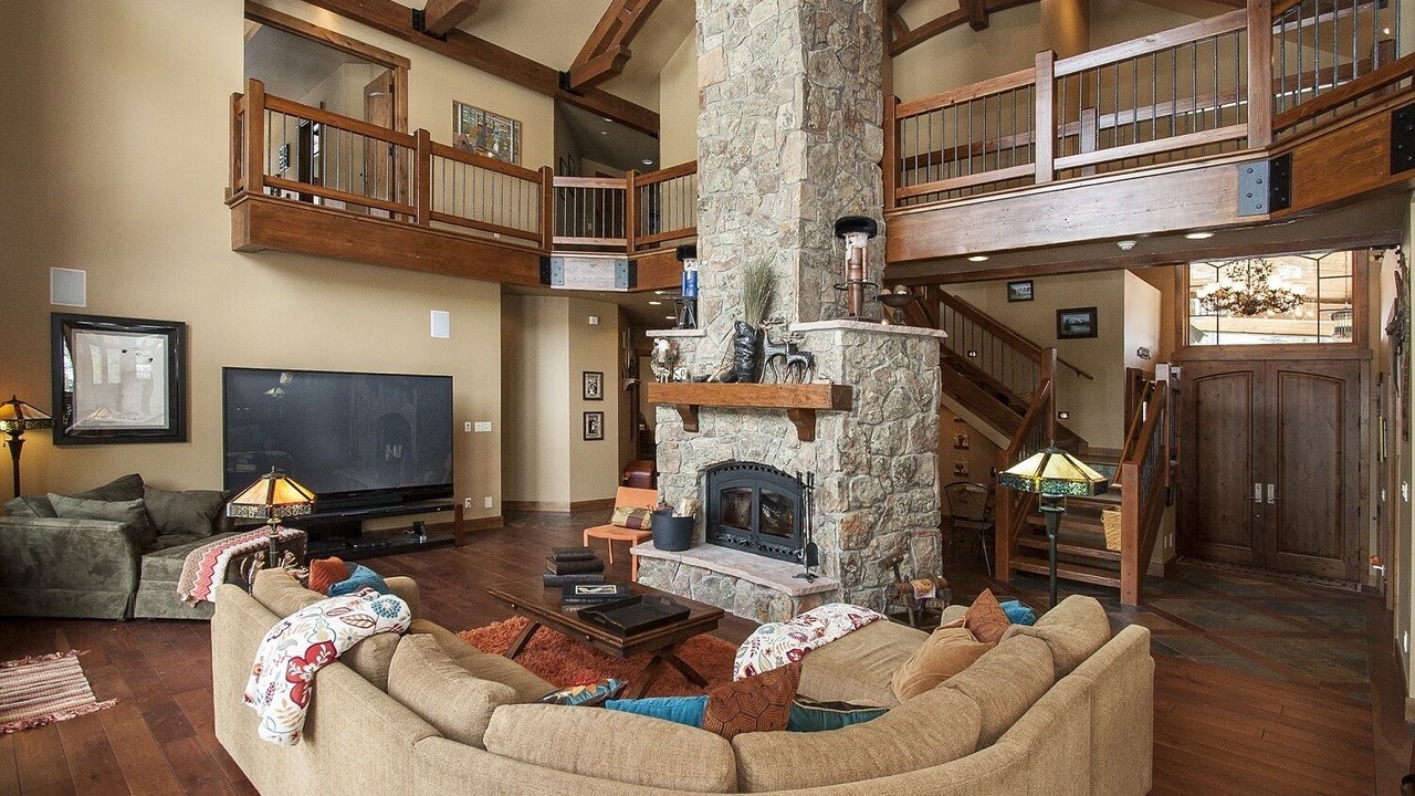 Photo of Livingroom in Purgatory