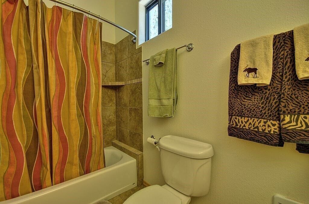 Photo of Bathroom in Vallecito