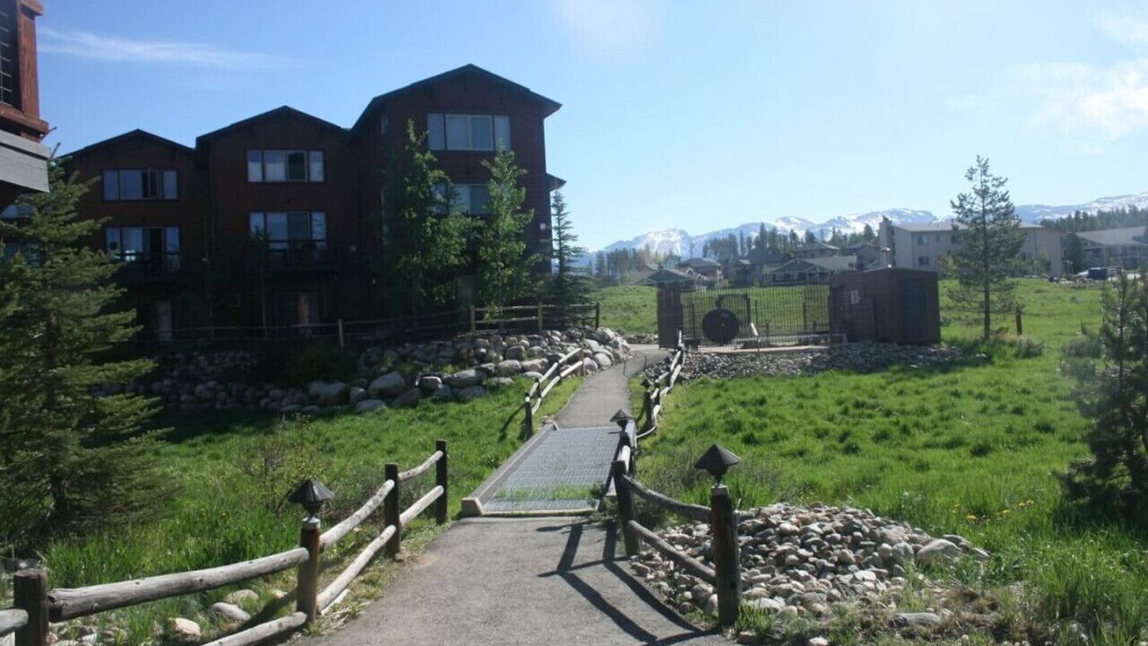 Photo of Outdoor in Fraser