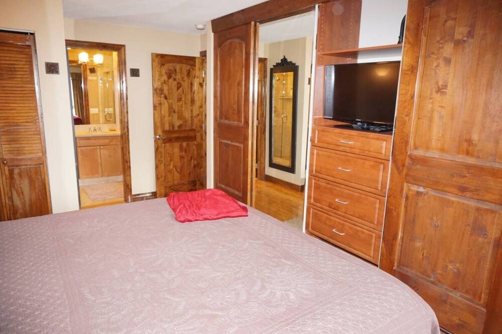 Photo of Bedroom in Aspen