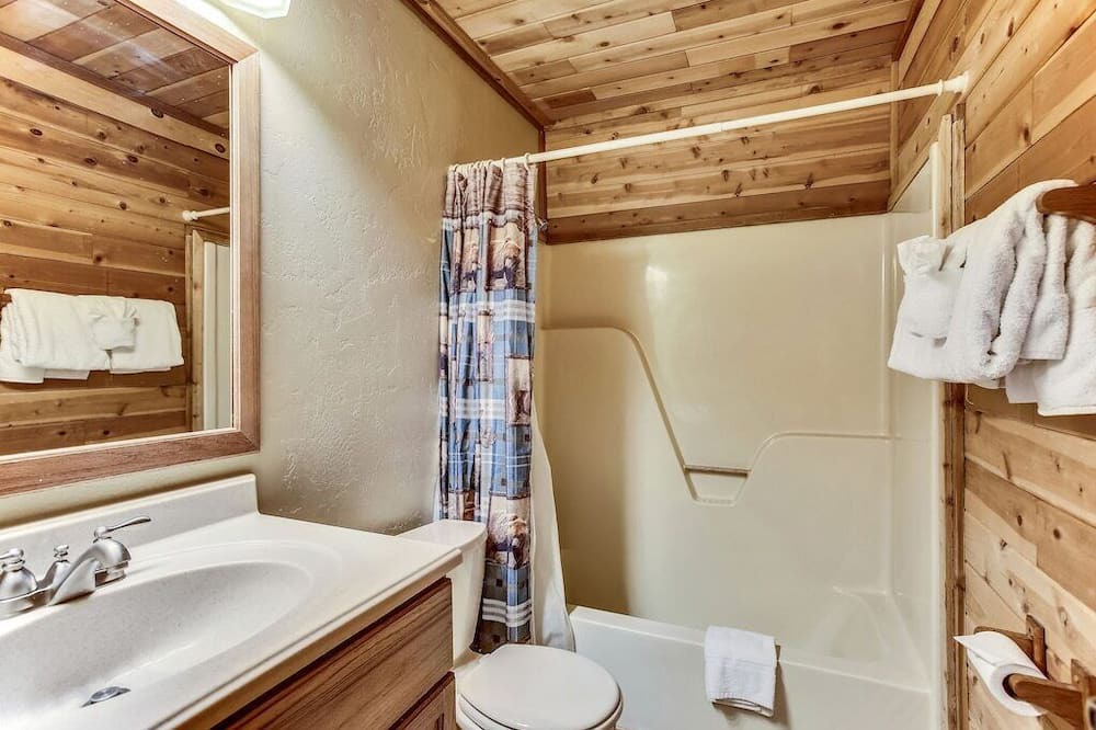 Photo of Bathroom in Sunny Slope