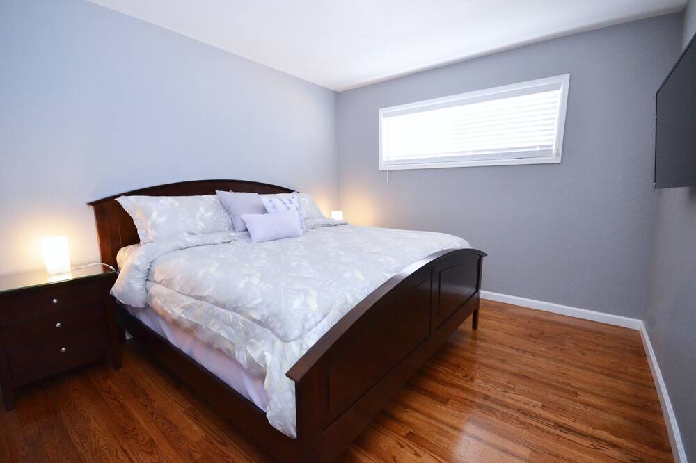 Photo of Bedroom in Northglenn