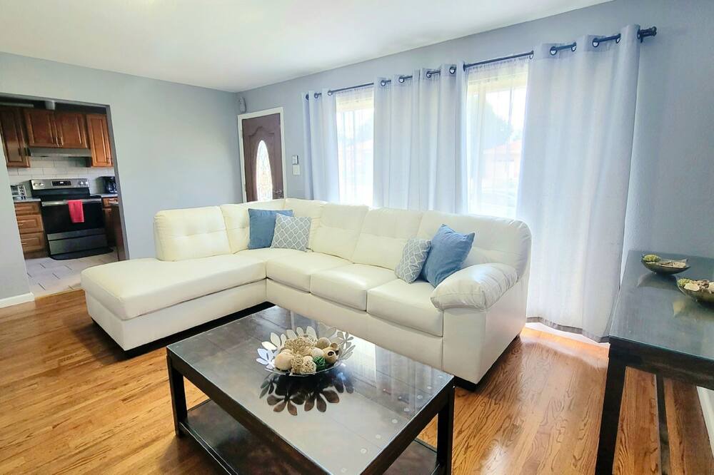 Photo of Livingroom in Northglenn