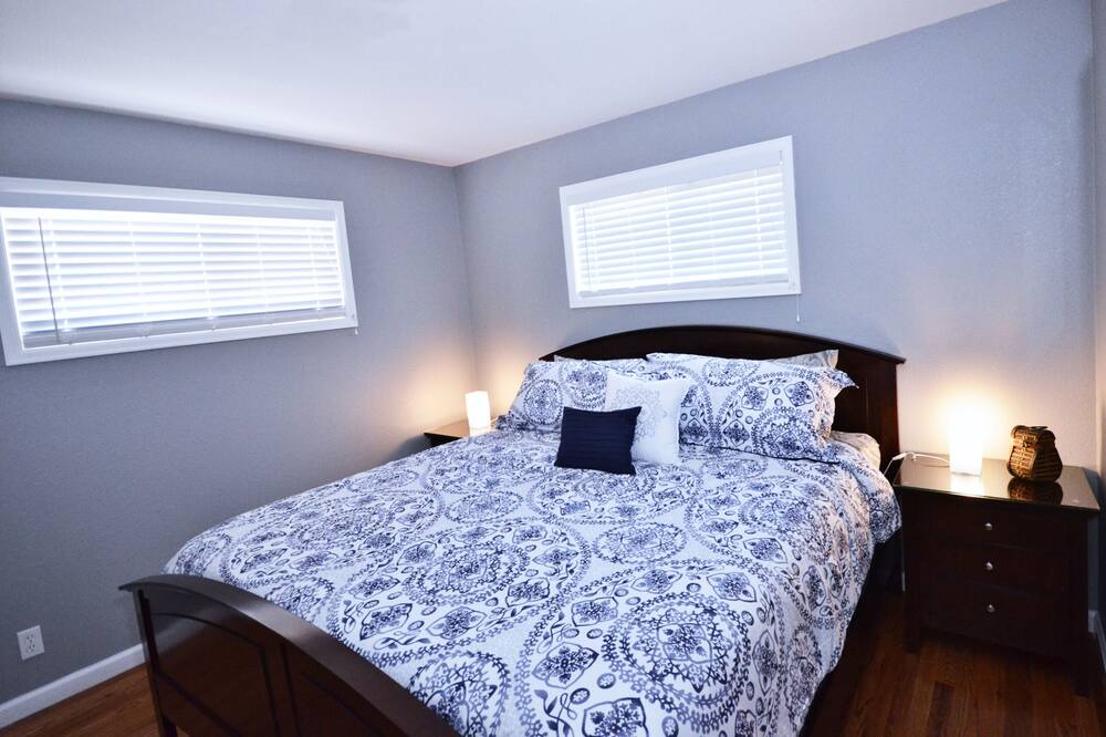 Photo of Bedroom in Northglenn