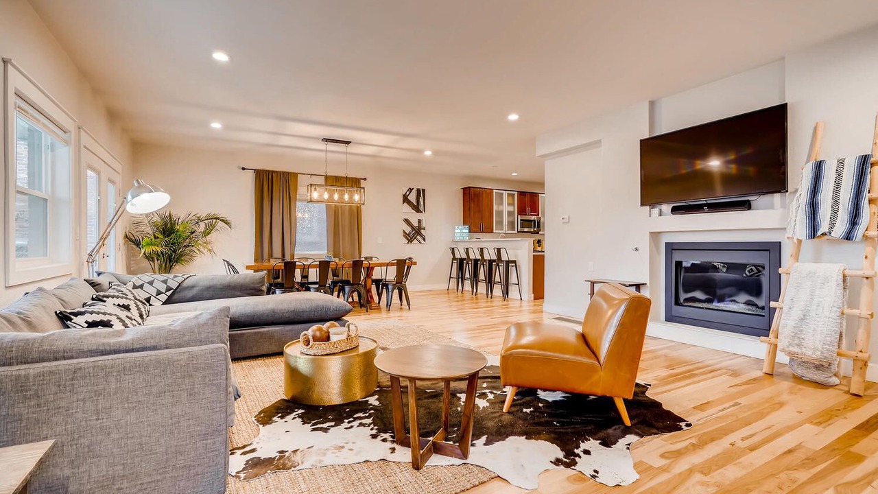Photo of Livingroom in Sloan Lake