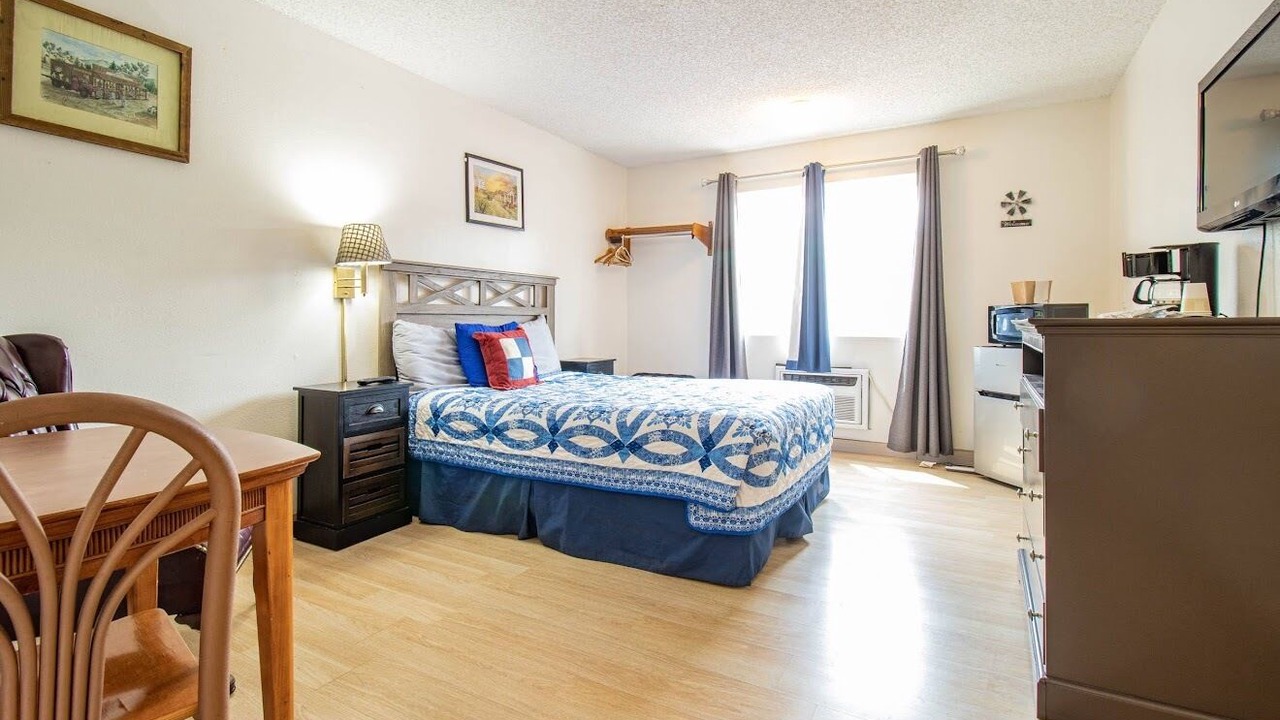 Photo of Bedroom in Manitou Springs