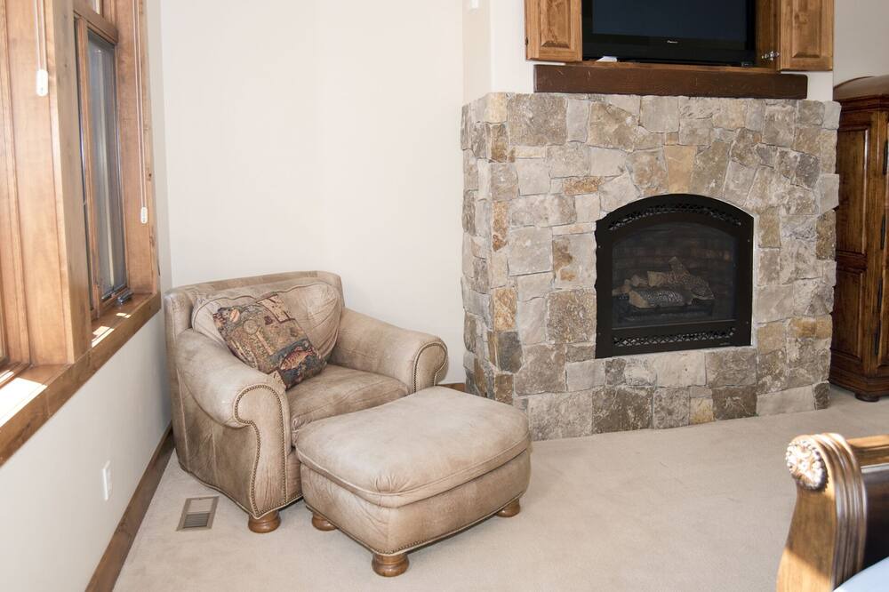 Photo of Livingroom in Carbondale
