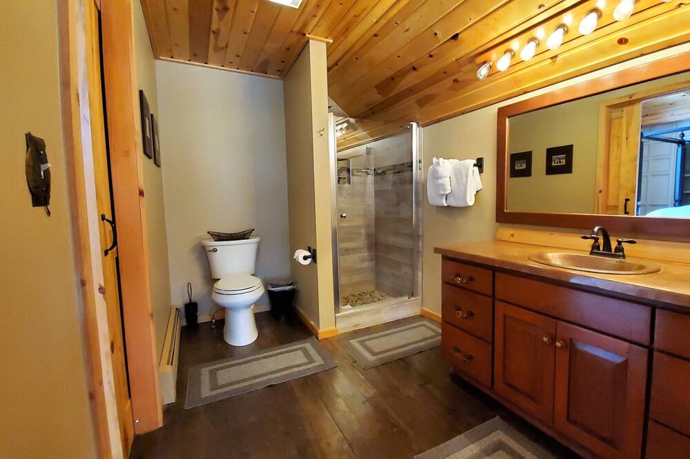 Photo of Bathroom in Woodmoor